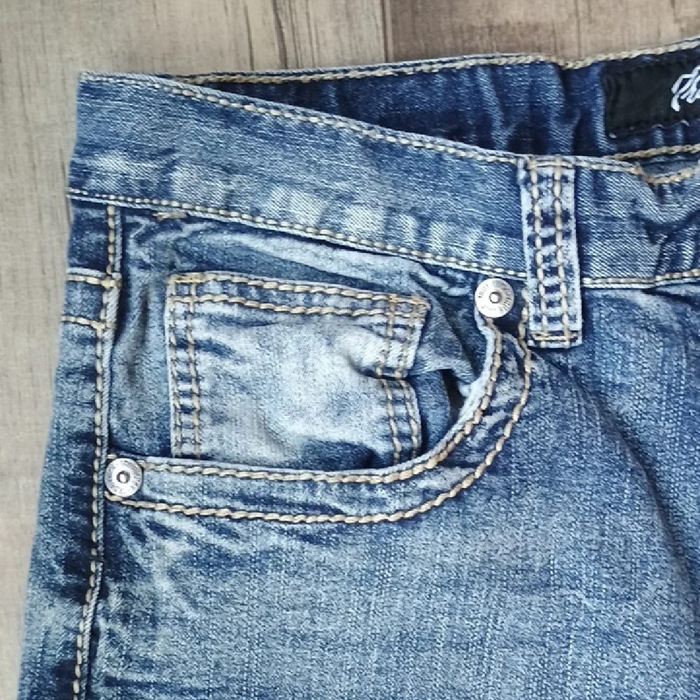 True Luck Jeans Classic Light Blue Men's Straight Jeans 30 X 32 - Picture 3 of 10